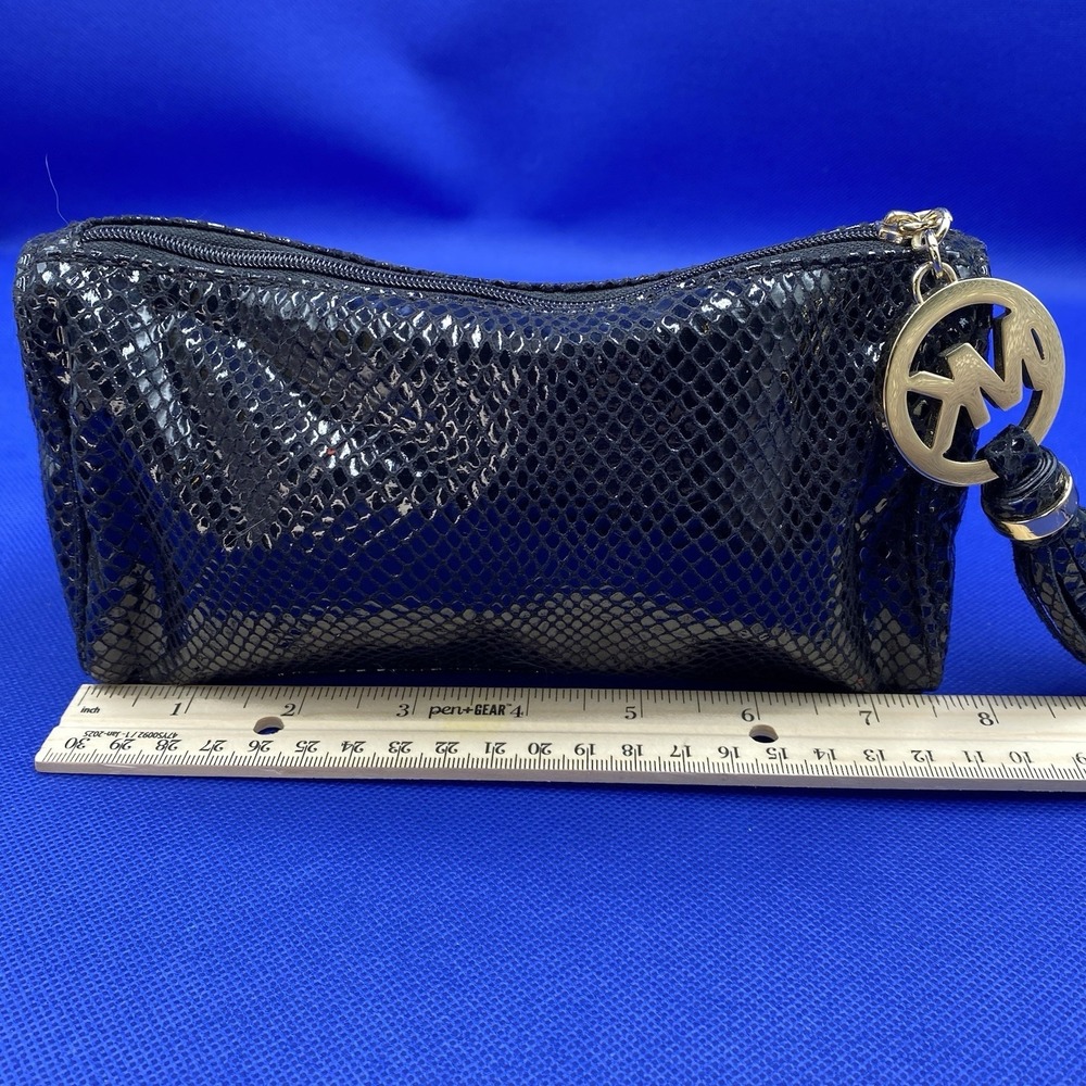 MICHAEL KORS Black Snake Skin Faux Leather Makeup/Cosmetic Bag - Picture 2 of 6